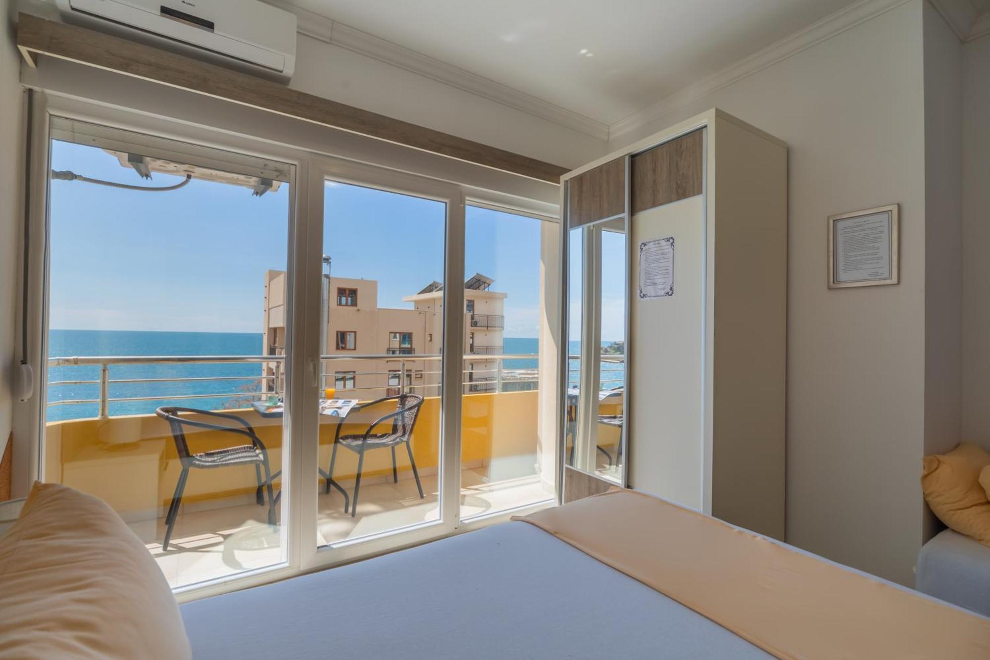Apartments Dobra Voda Phòng bức ảnh