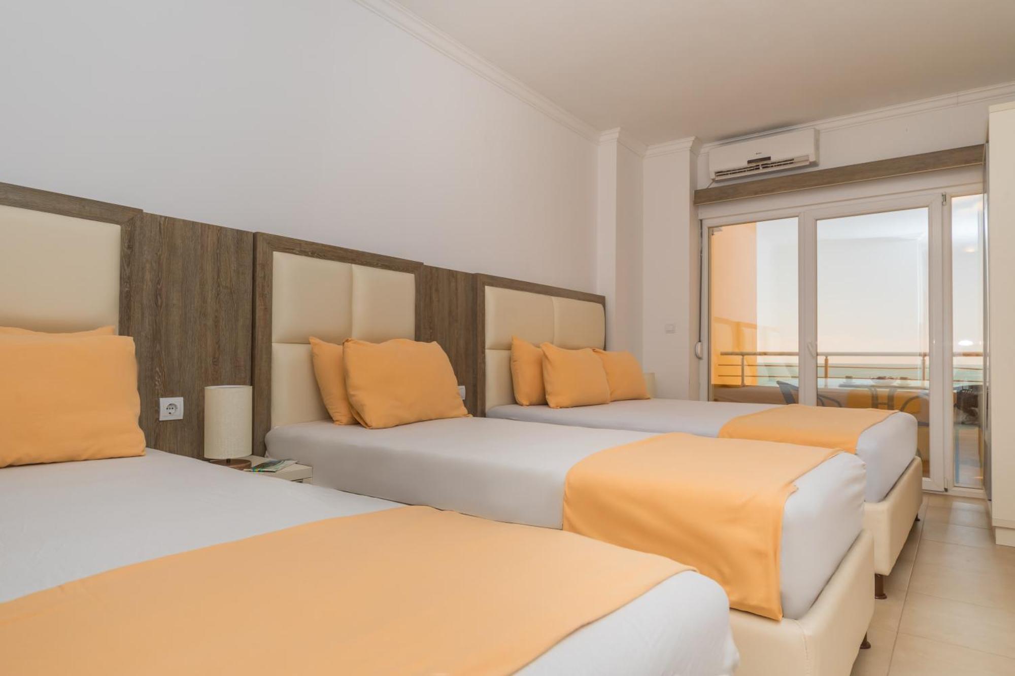 Apartments Dobra Voda Phòng bức ảnh